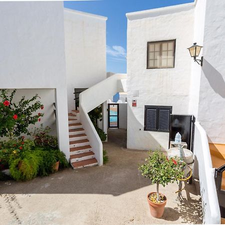 Faro De Sardina Apartment Bagian luar foto