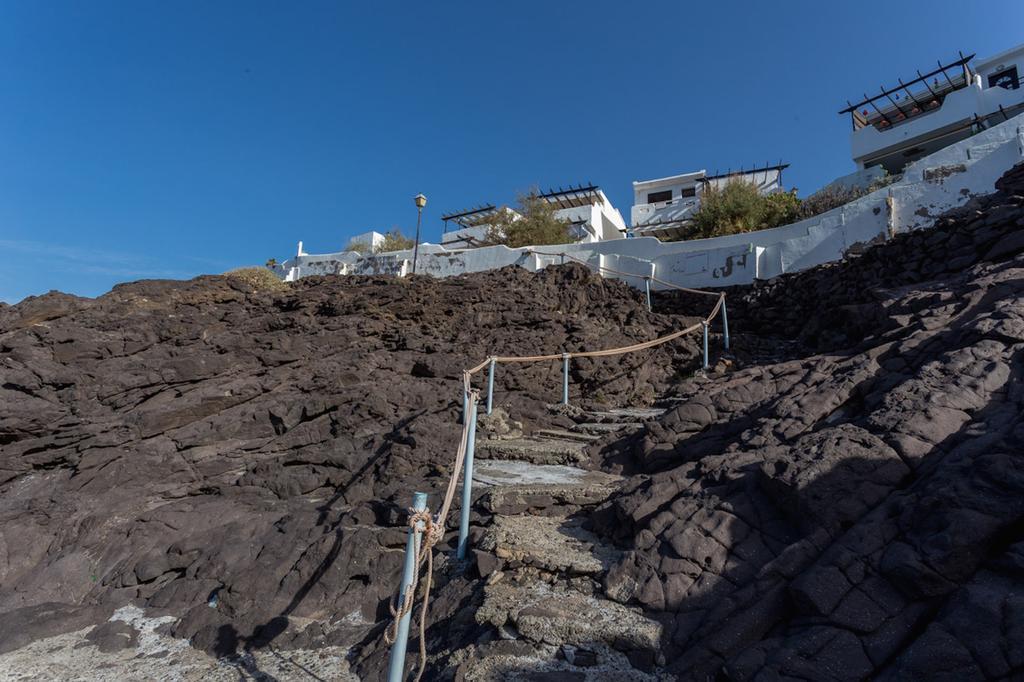 Faro De Sardina Apartment Bagian luar foto